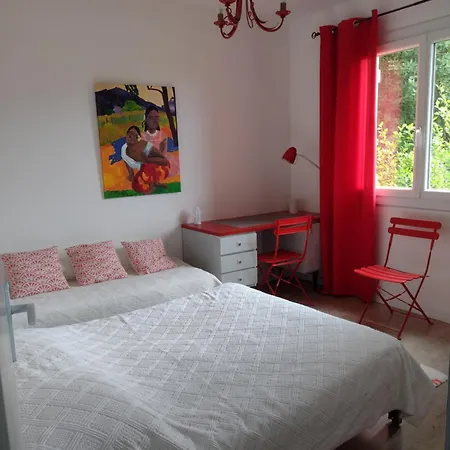 Avec 3 Au Milieu Des Vignes